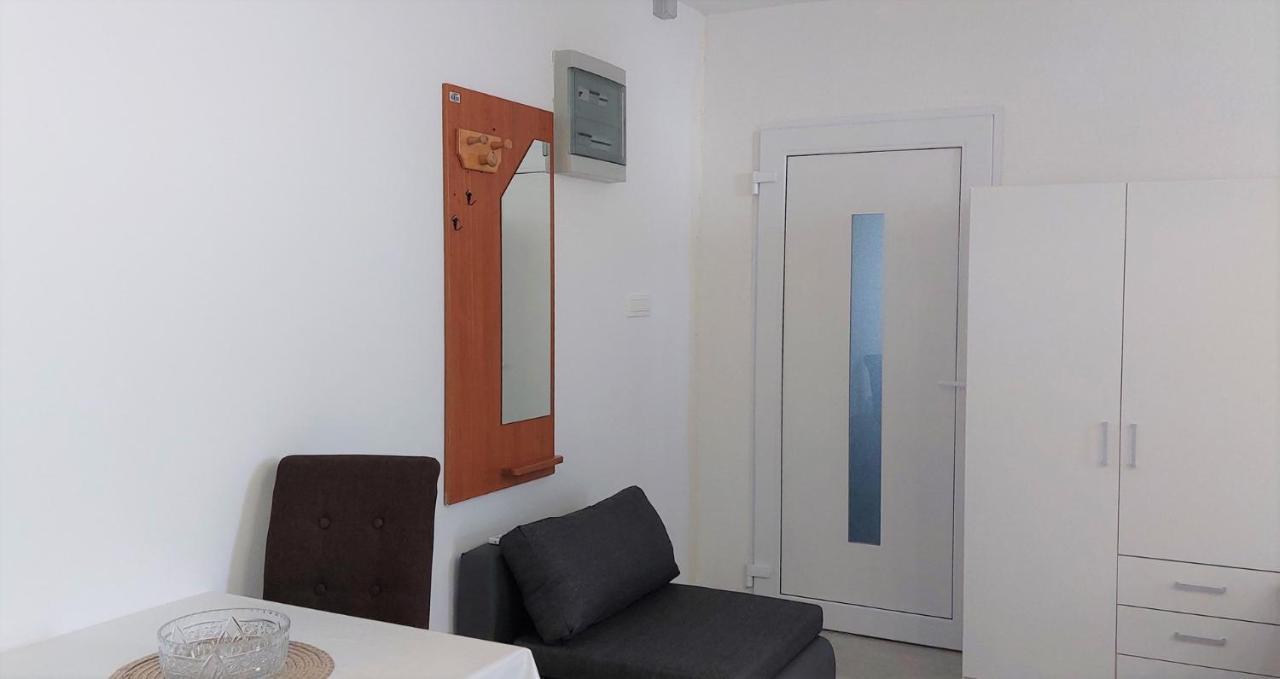 Amore House With Apartment Umag Bagian luar foto